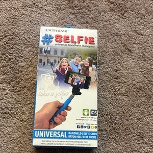Xtreme Selfie Stick with Blue Handle